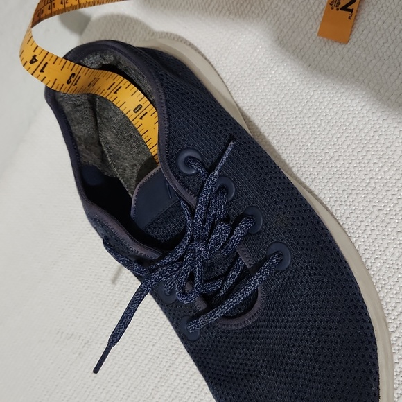 Allbirds Snakers - Picture 10 of 10